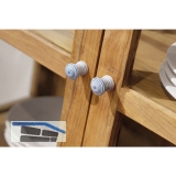 Knopf Paris  29 mm, Tiefe 34 mm, Porzellan wei blau gestreift