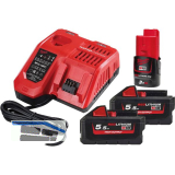 MILWAUKEE Akku-Starterset 2 x 18V / 5,5 Ah Schiebe-Akkus u. Ladeger�t M12-18 FC